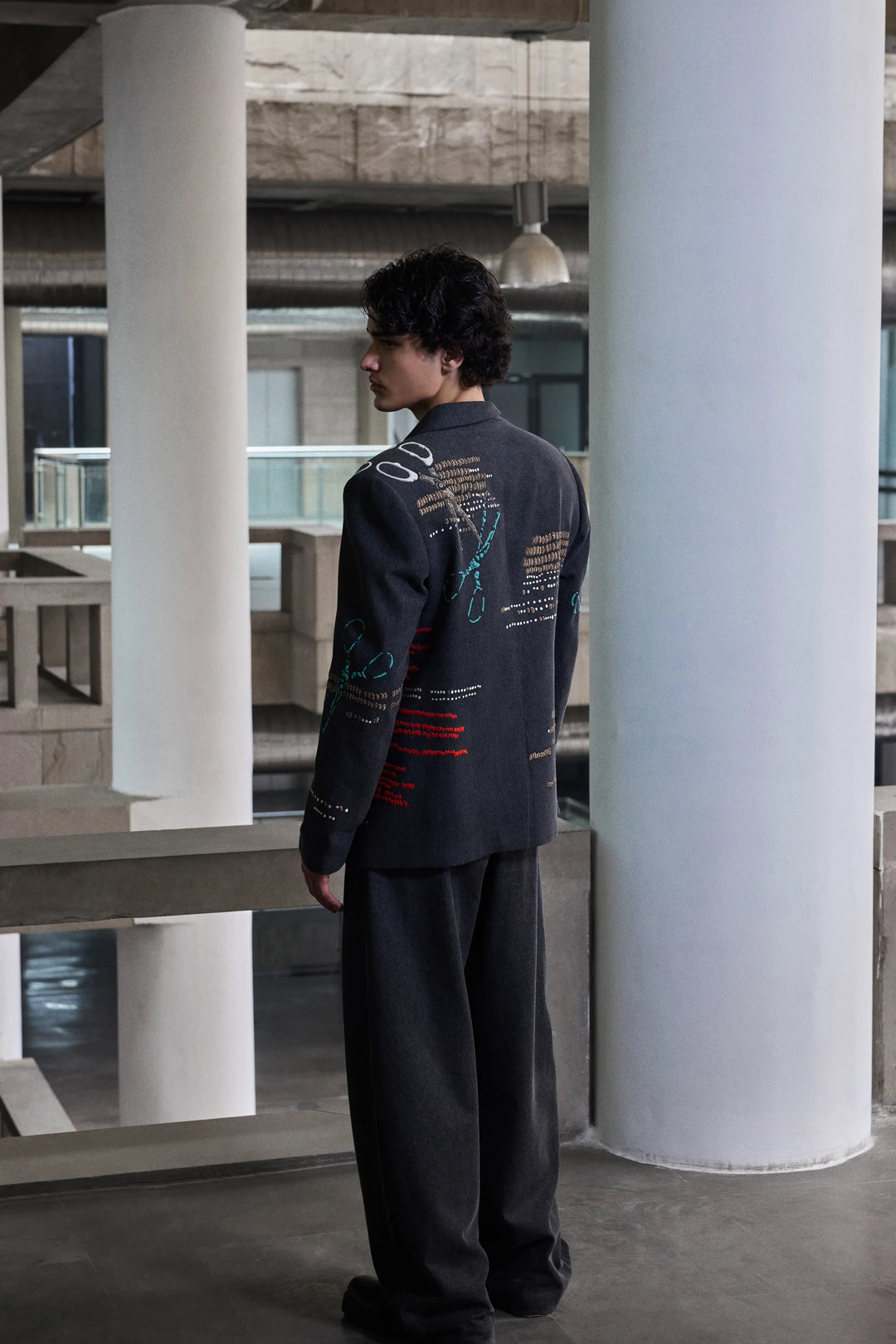 SCISSORS WRAP BLAZER WITH BAGGY PANTS