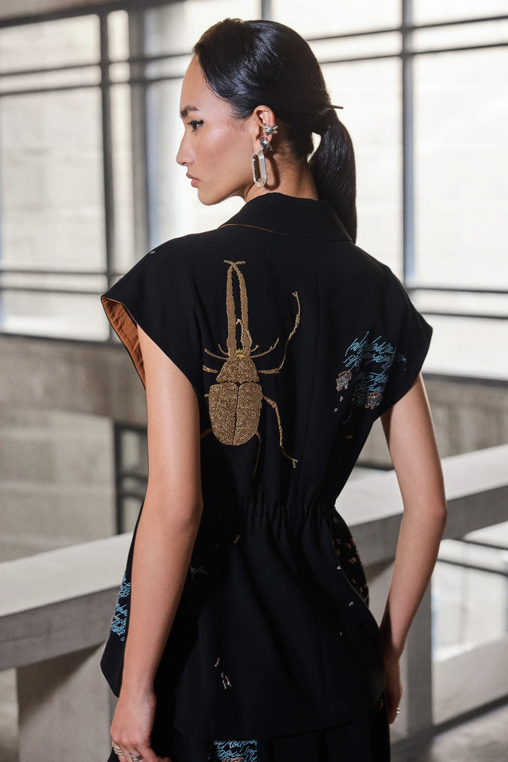 CIRCULAR SKIRT OF BUG THEORY ROBE JACKET