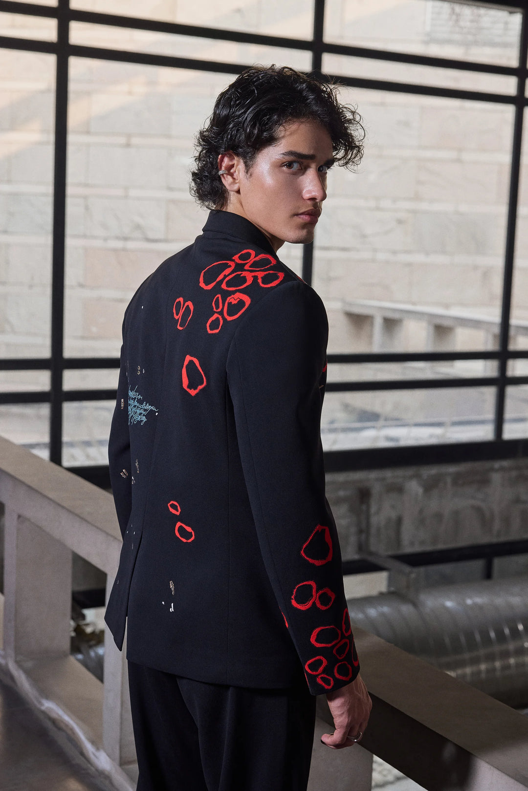 BUG THEORY BLAZER WITH STRAIGHT PANTS