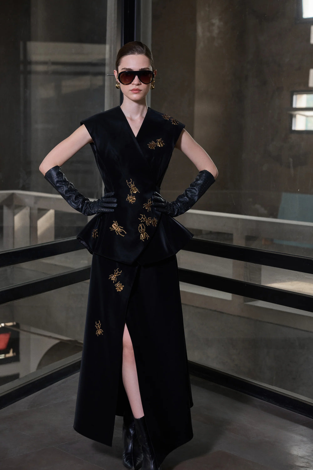 ASYMMETRIC WRAP SKIRT INSECT WRAP JACKET