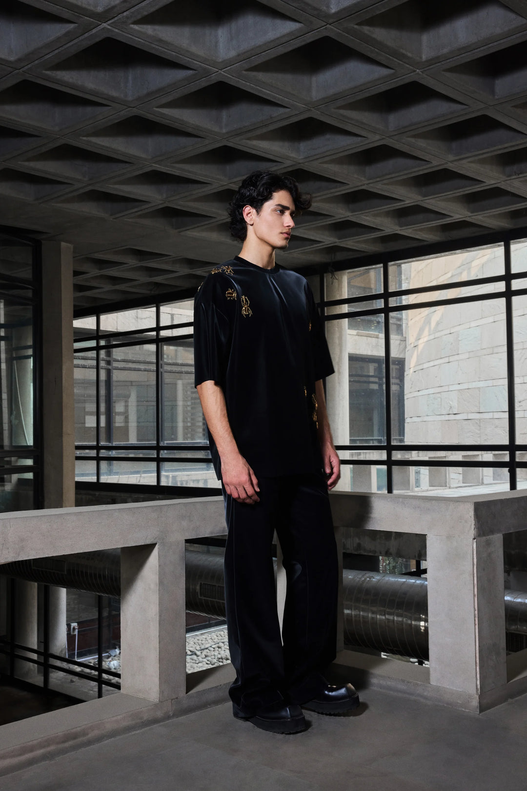 INSECTS BOXY T-SHIRT