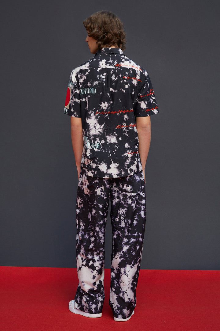 Scribble Half Sleeves Boxy Shirt With Baggy Pants
