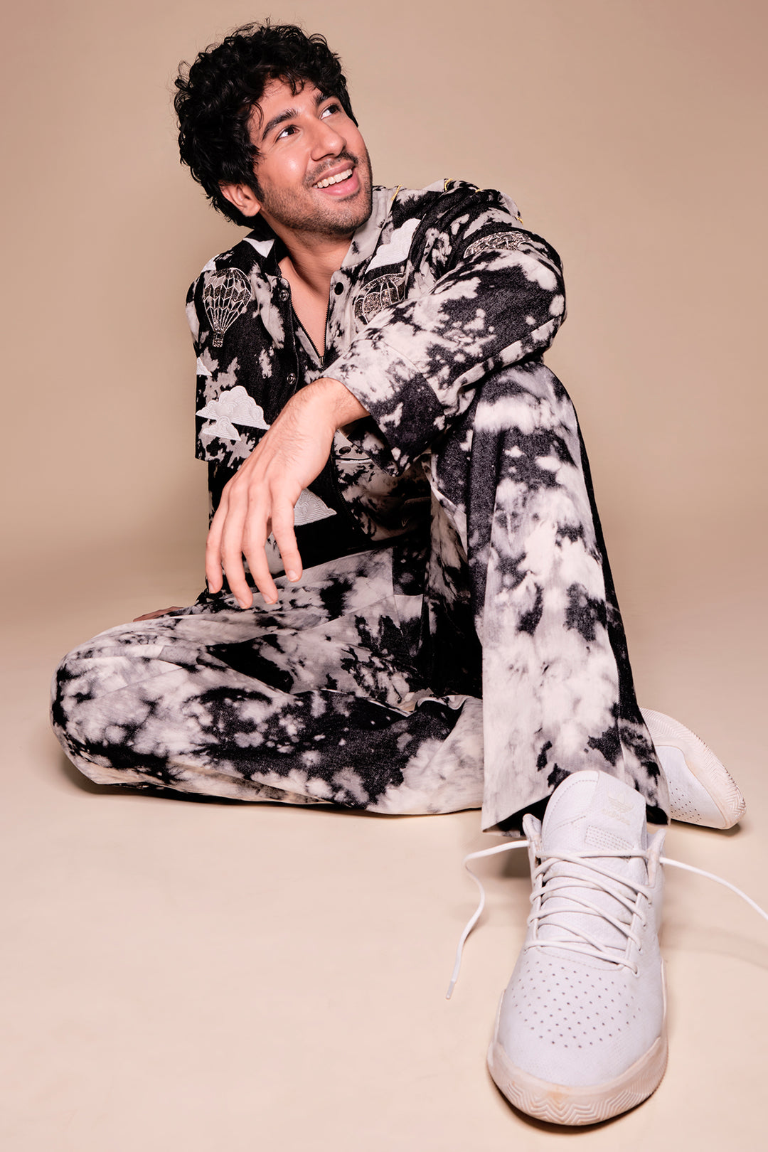 Vihaan Samat in Air Balloon,Clouds And Sun Double Layer Bomber With Pants