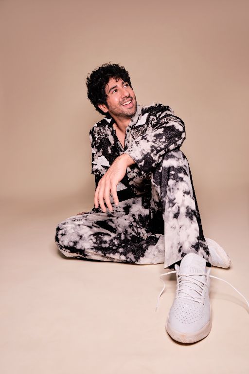 Vihaan Samat in Air Balloon,Clouds And Sun Double Layer Bomber With Pants