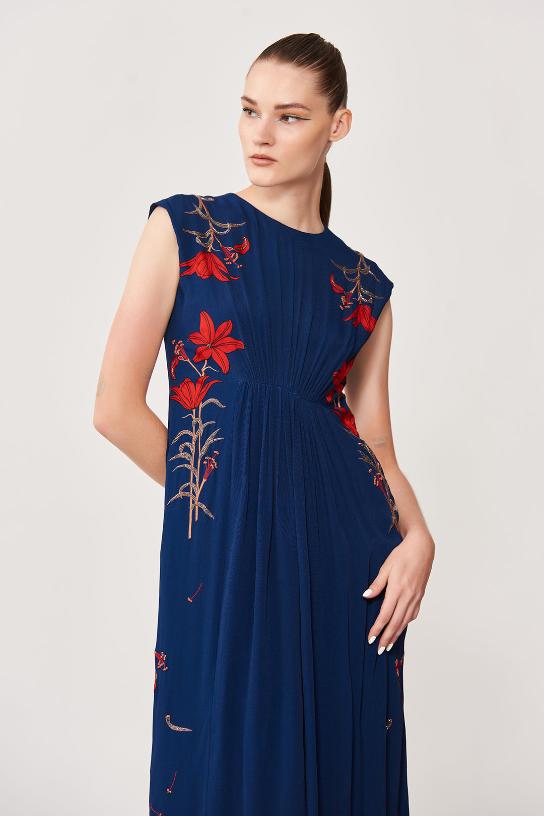 Lilies Front Gather Midi Dress