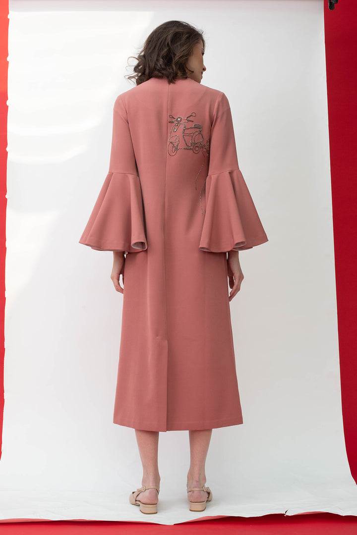 Wire Scooter Midi Dress With Circular Sleeves