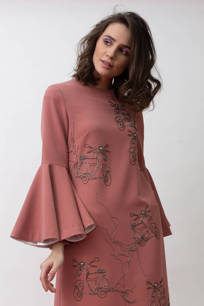Wire Scooter Midi Dress With Circular Sleeves