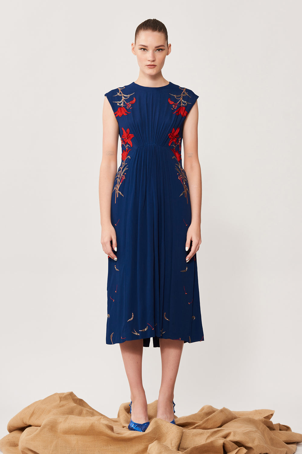 Lilies Front Gather Midi Dress