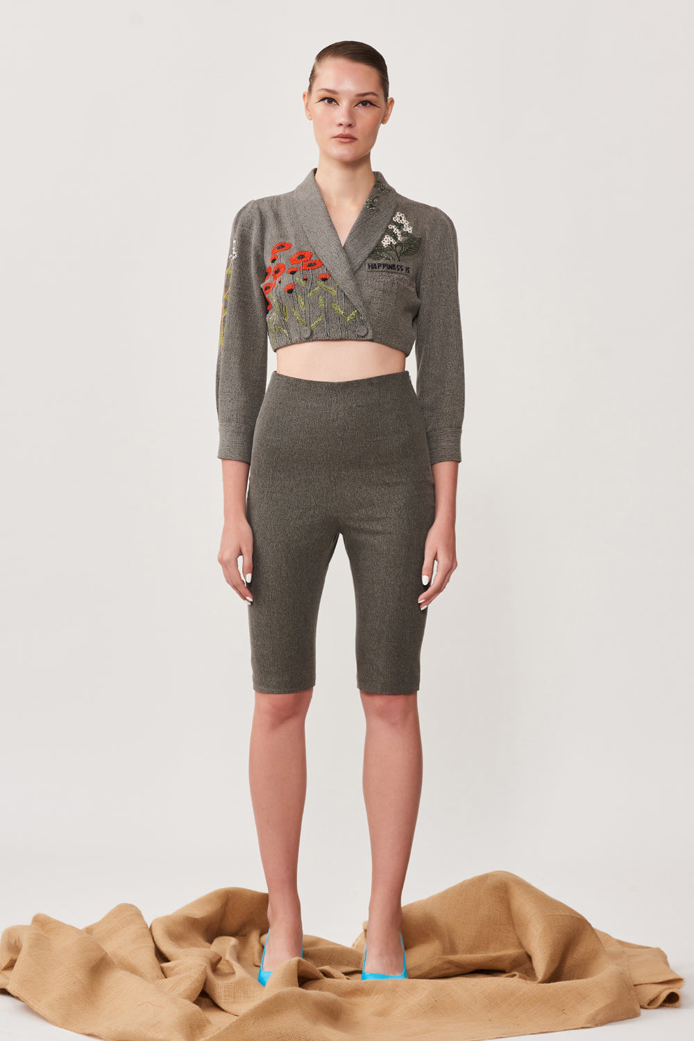 Daisy Bee Wrap Short Jacket