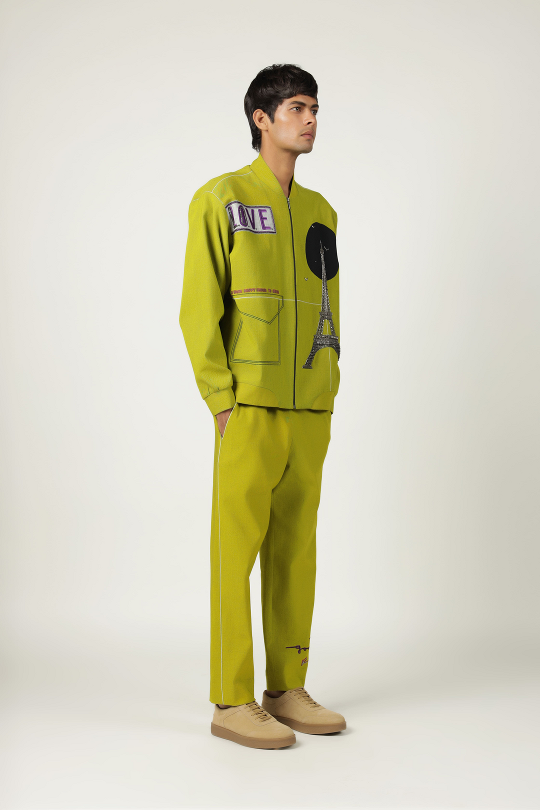 JOGGERS OF "( GOOD TIMES ROLL BOMBER)