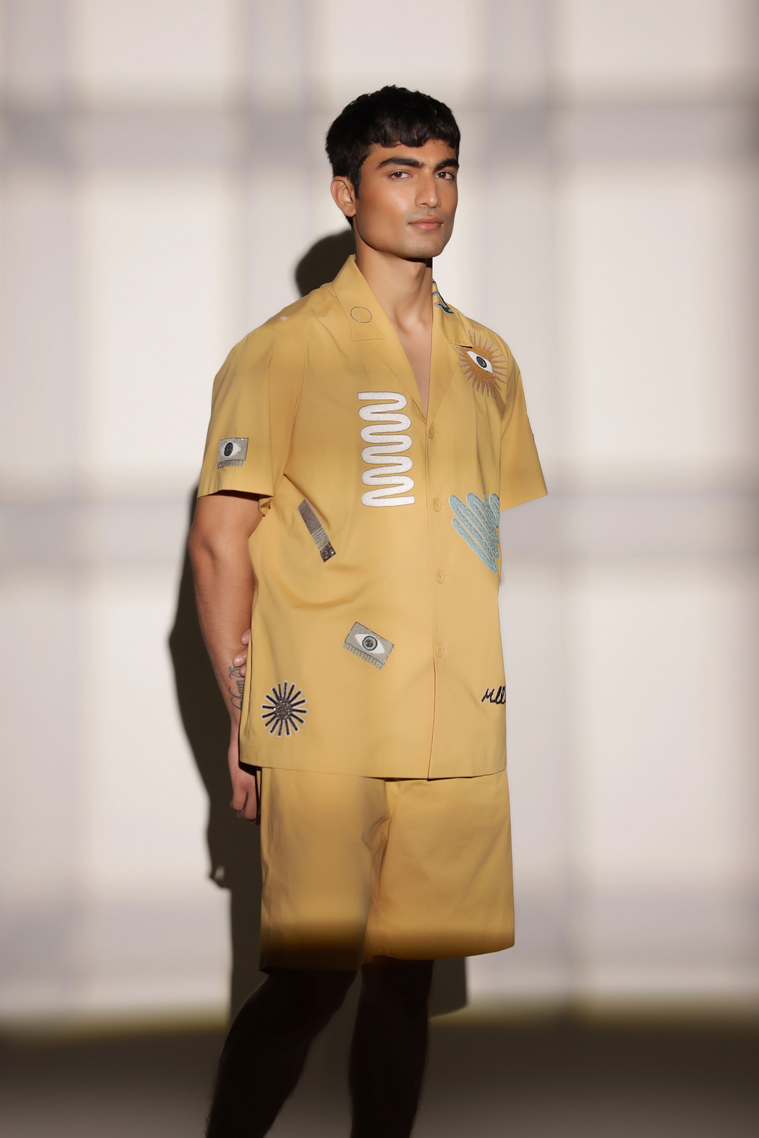 Boxy Shorts Of "(Abstract Shapes Shirt)"