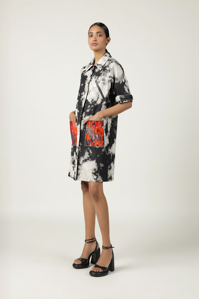 A To Z Pocket Embroidered Raglan Sleeve Dress
