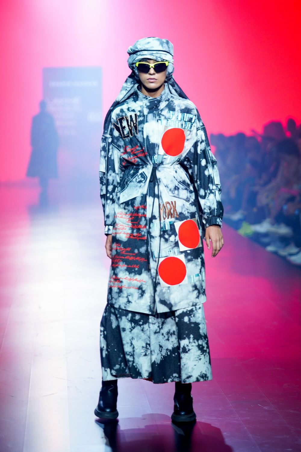 Circular Skirt Of( Scribble Parka)