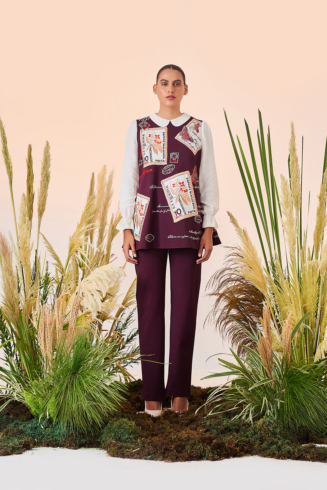 Straight Pant Of (Post Card Flared Top)