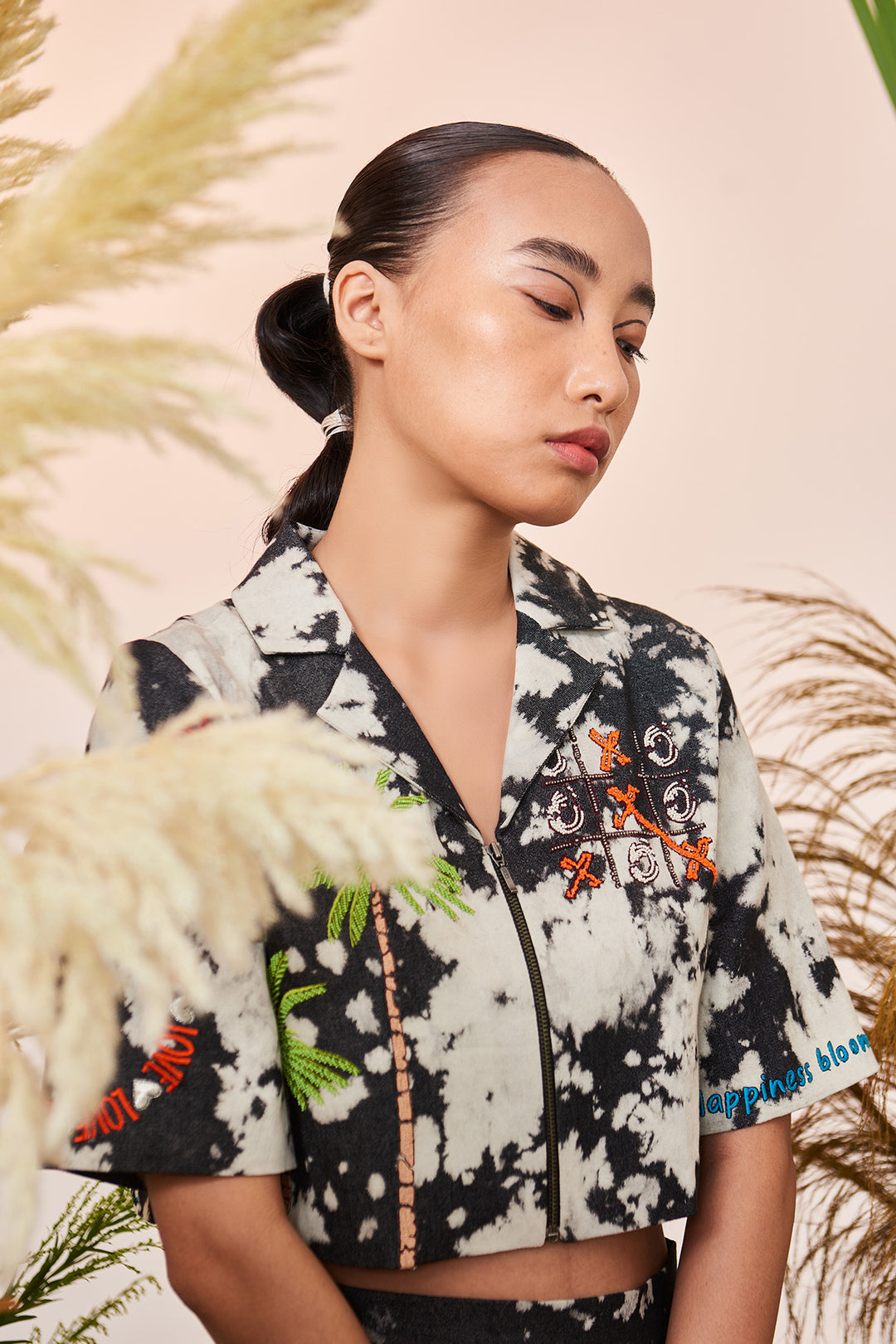 Love Circle Cropped Shirt